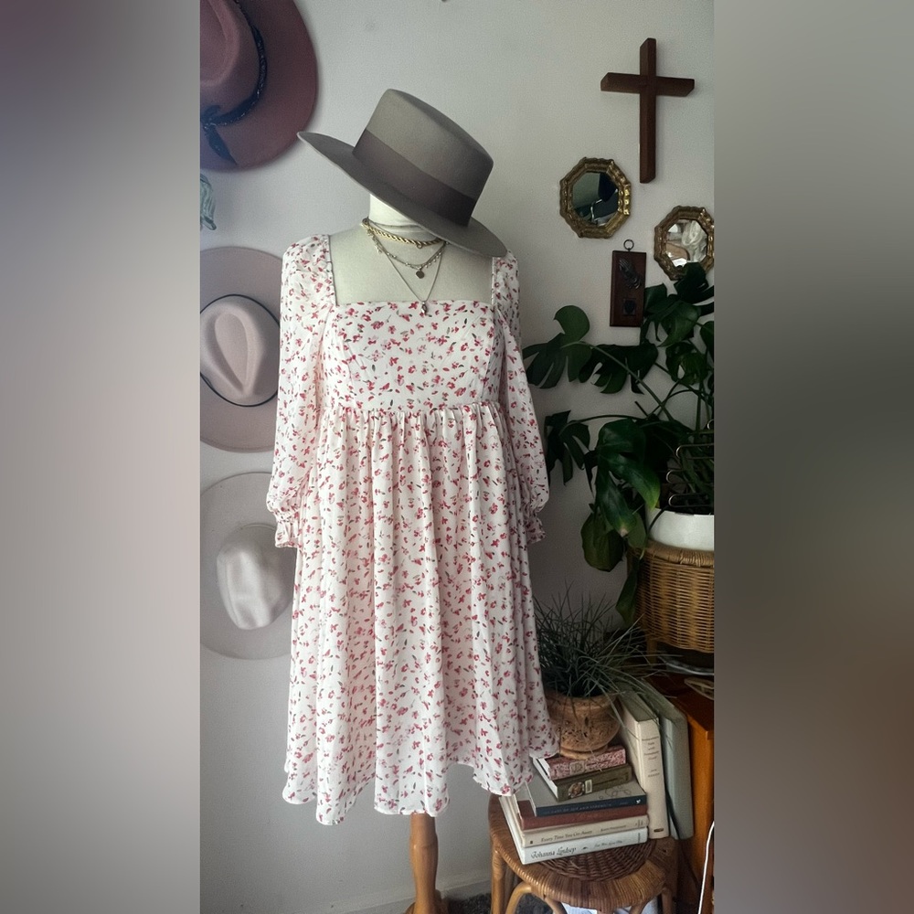 STORIA floral square neck puff sleeve‎ dress Women’s SIZE MEDIUM coquette NEW